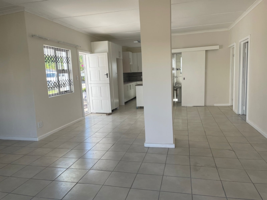4 Bedroom Property for Sale in East Bank Eastern Cape